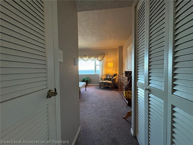 2131 Lakeview Dr #908 — Photo 17