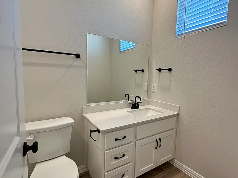 1129 Concan Dr — Photo 16