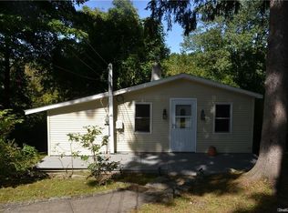 12 Beechmont Rd, Carmel, NY 10512