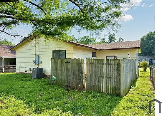 3 bed, $1,250 — Photo 2