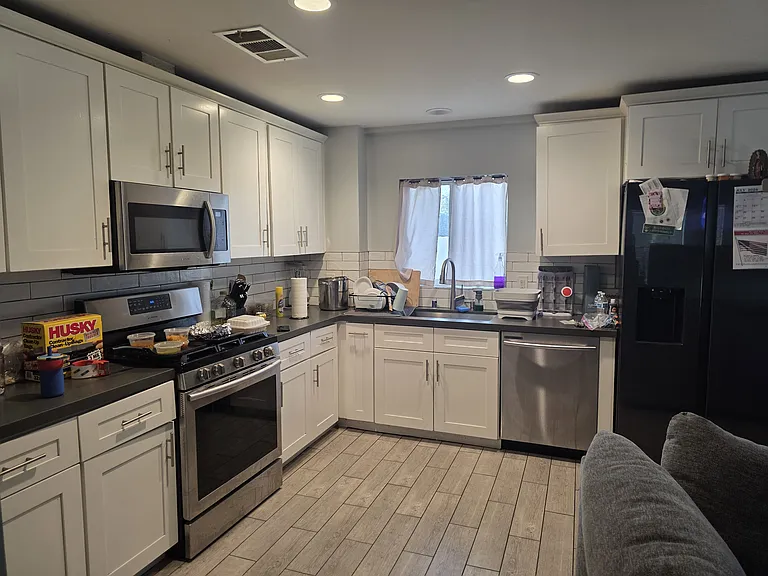 12797 Woodcock Ave — Photo 2