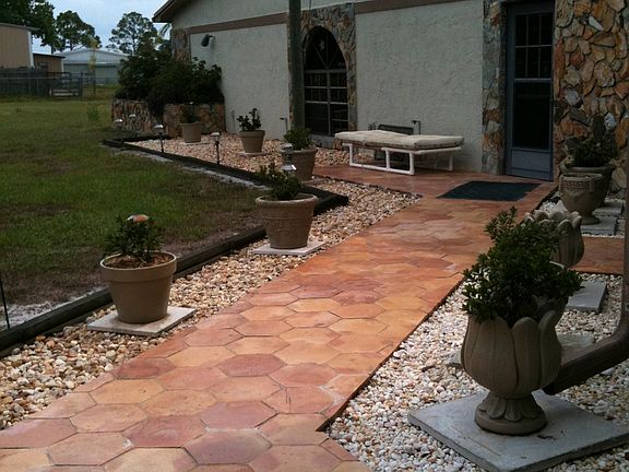 Walkway to Pool