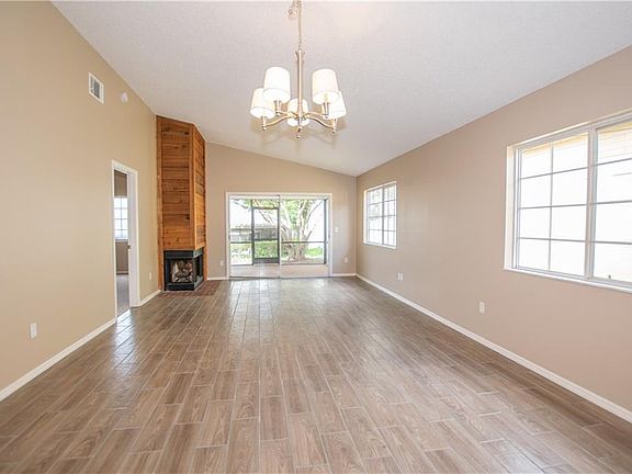 2nd image of 564 Abington Ct