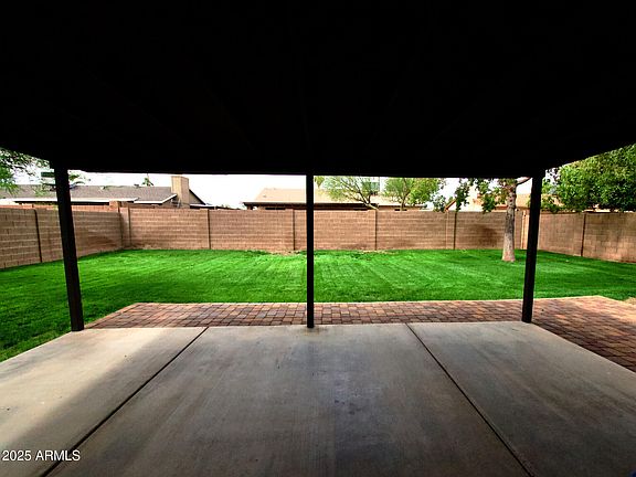 5th image of 3216 E CAMPO BELLO Drive