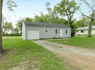 7806 E 86th St, Raytown, MO 64138
