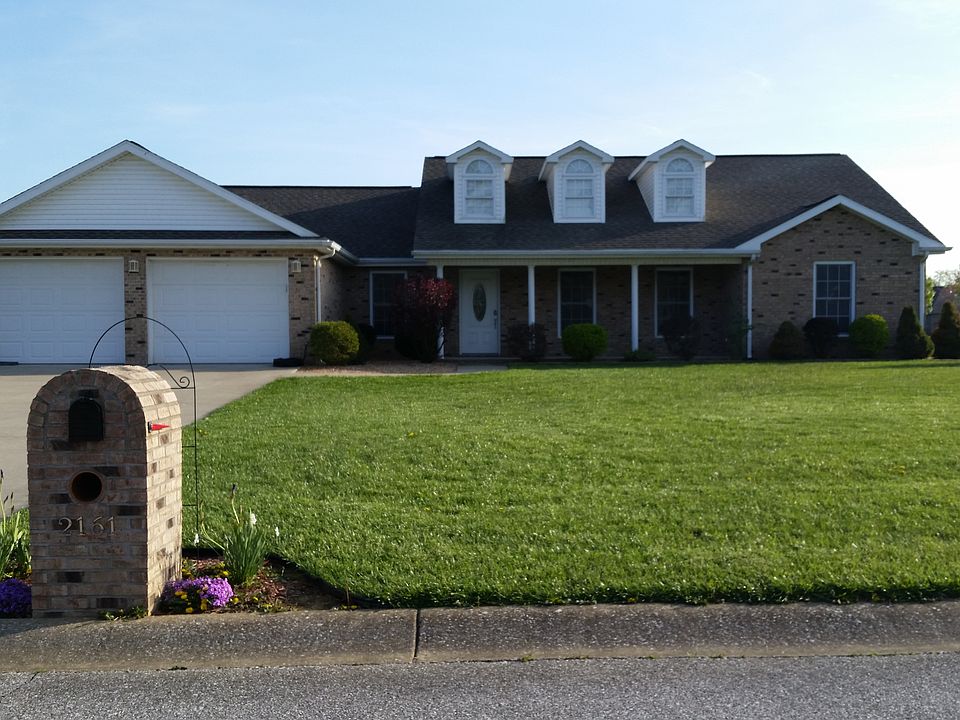 1st image of 2161 W Meadowland Dr