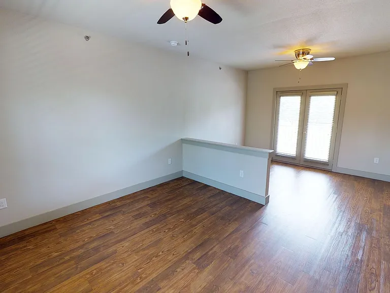 1212 Greenlee St — Photo 25