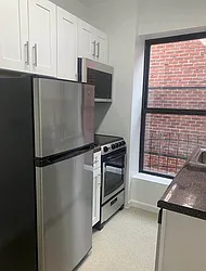 Rented by M.Grossman R.E. Management