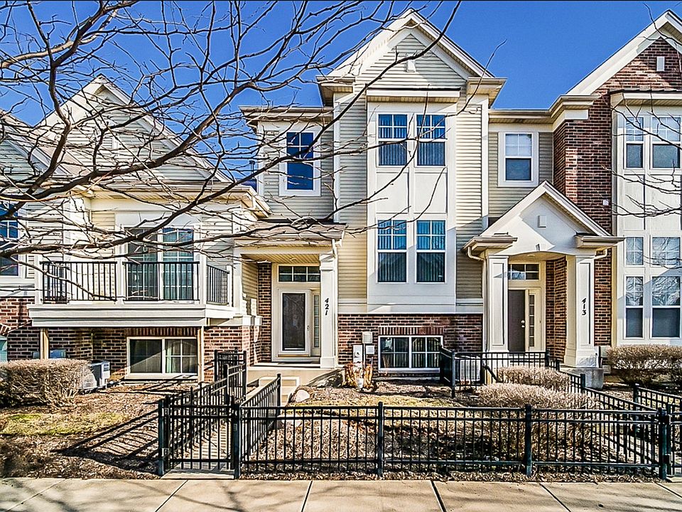 1st image of 421 Grosvenor Ln