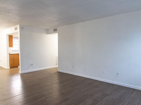 2nd image of 5261 Alhambra Dr APT 15