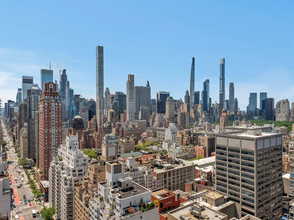 200 East 69th Street image 25 of 26