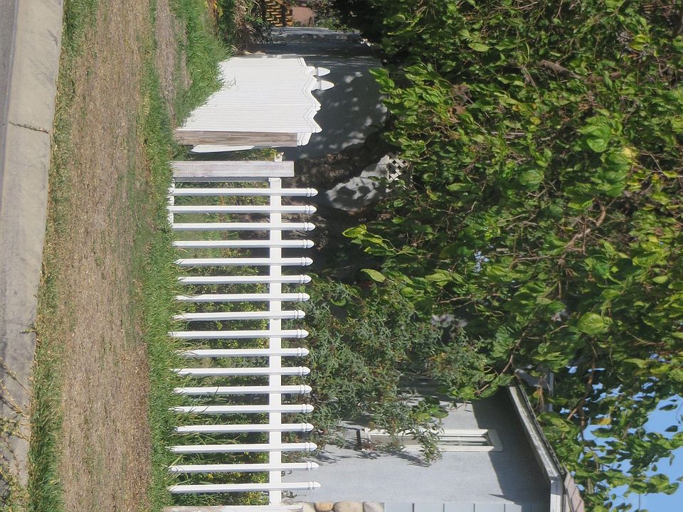 2nd image of 8823 Stamps Rd