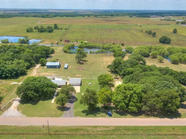 18384 N 2980th Rd, Crescent, OK 73028