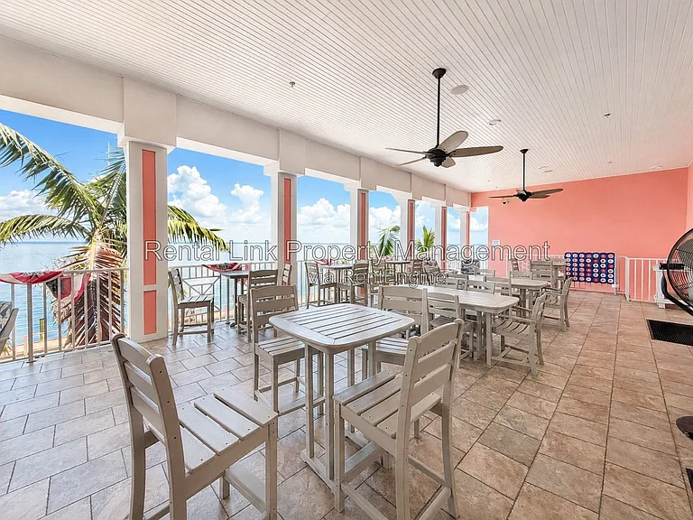 4728 Beach Dr SE #B — Photo 28