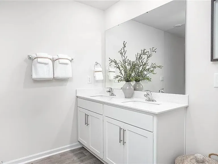 1905 Frost Dr #80 — Photo 8