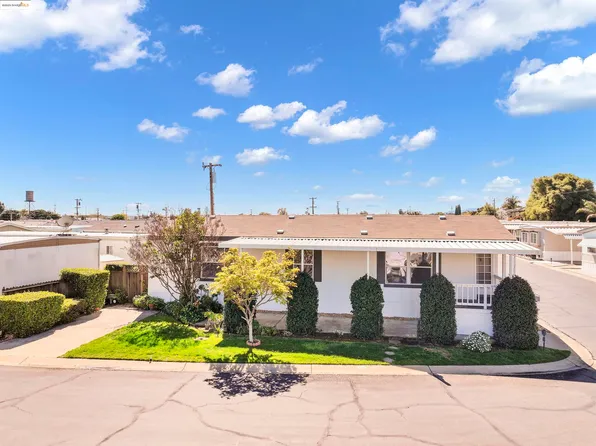 108 Zartop St, Oakley, CA 94561