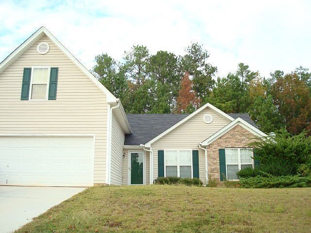 2nd image of 40 E Lawn Dr