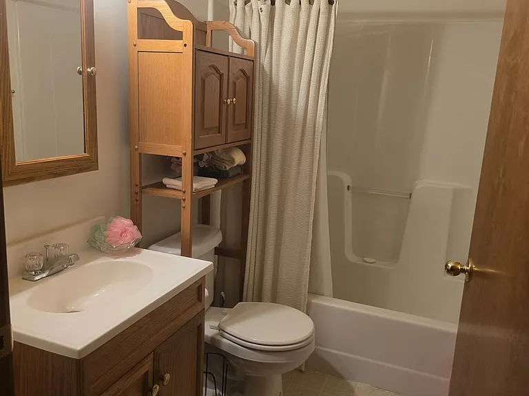 104 Eureka Rd #A — Photo 7