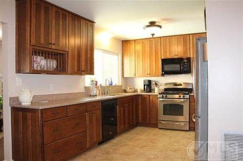 3rd image of 1311 Lehigh Dr #2