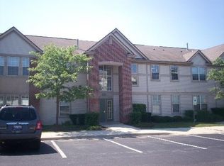 1631 Carlemont Dr APT C, Crystal Lake, IL 60014