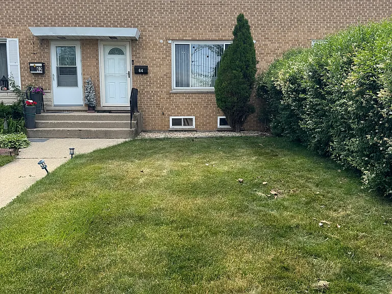 64 N Albert St — Photo 1