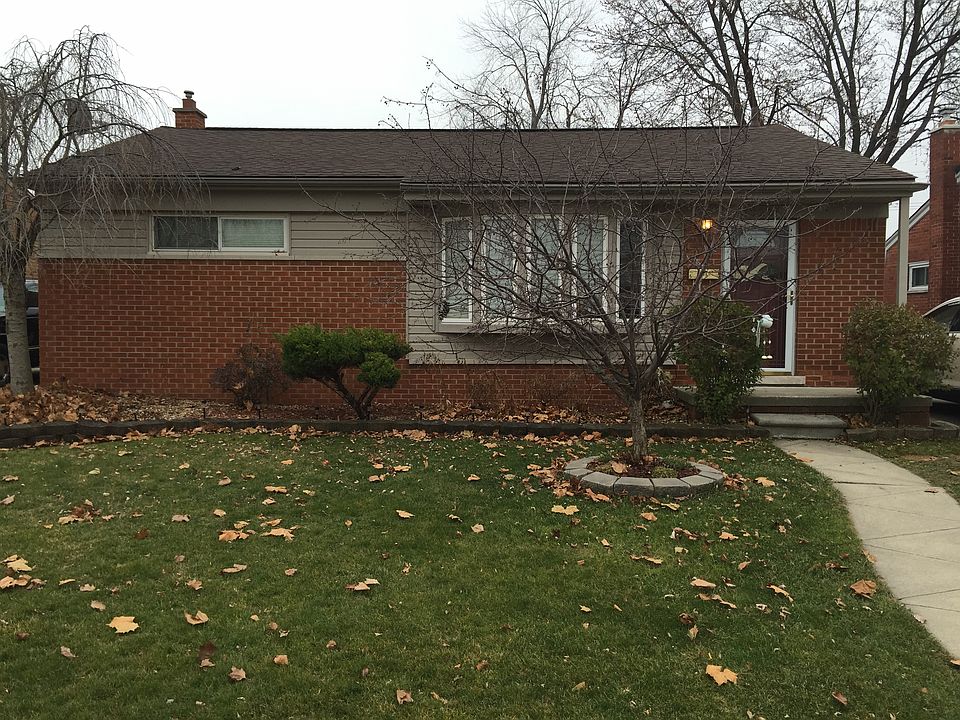 Front house street view