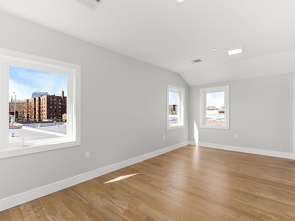 3rd image of 2672 E 11th St #2