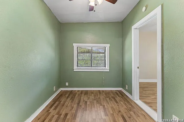604 Leigh St — Photo 9