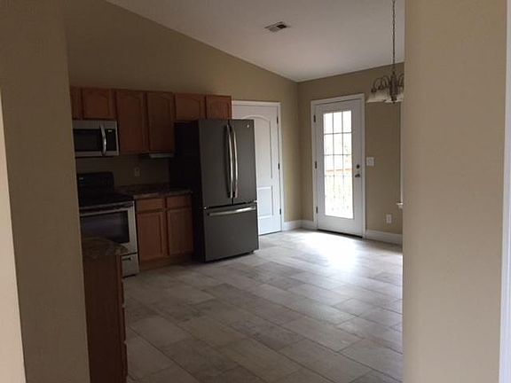 3rd image of 7058 Pelsor Ln