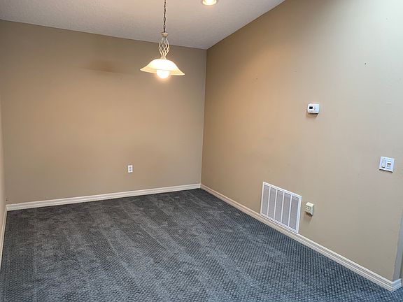 5th image of 4148 Bayberry Dr