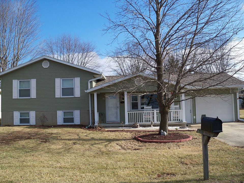 1st image of 338 Bruce Dr