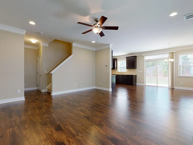 1415 Glenwater Dr — Photo 3