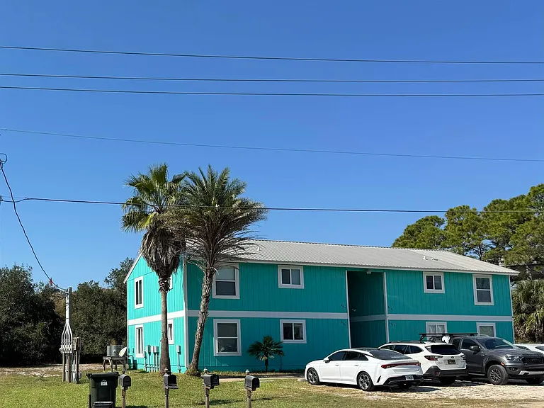6131 Don Carlos Dr #6137 — Photo 1