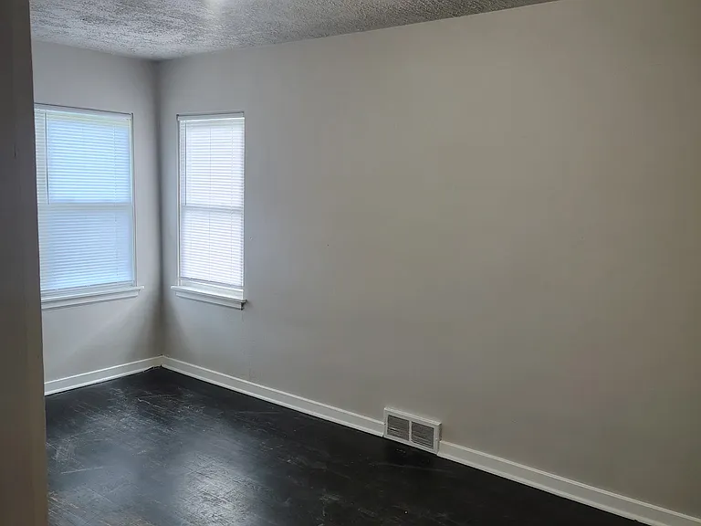 1331 Taft St — Photo 8