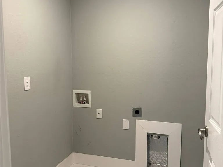 1005 Adeline Ave — Photo 8