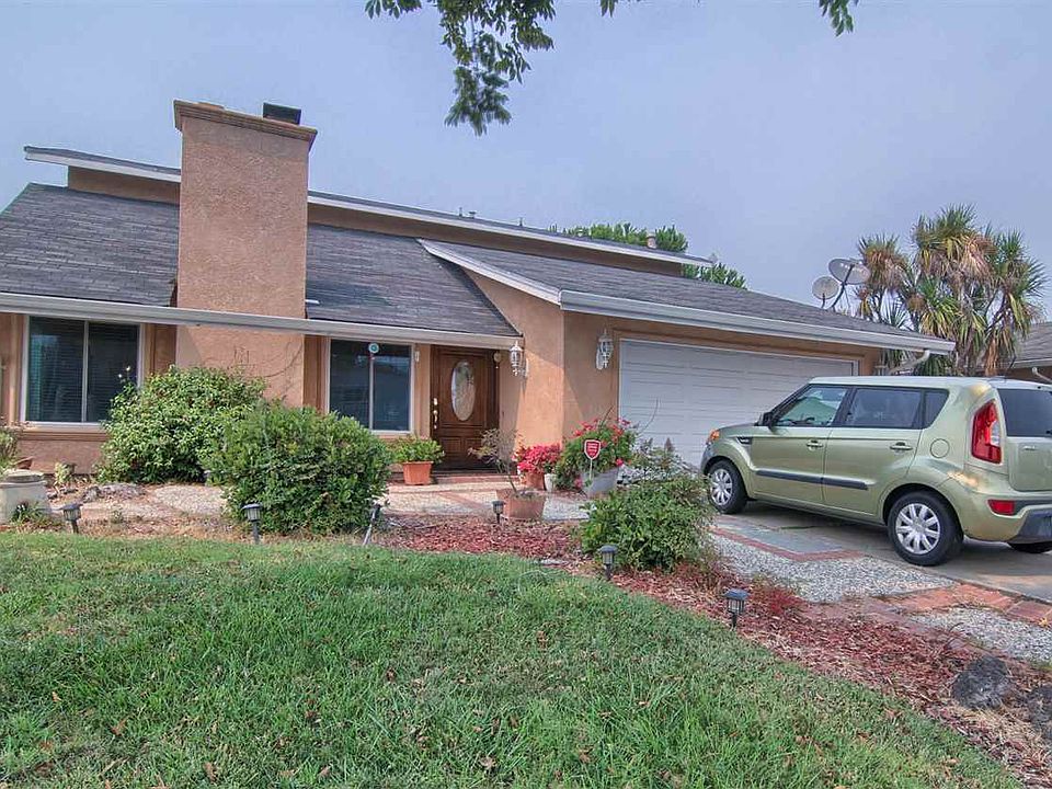 1st image of 4573 Darcelle Dr