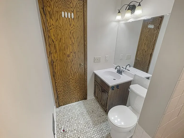 5674 Arthur St NE — Photo 26