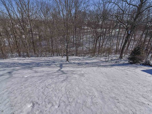 3rd image of 729 Sage Hill Dr