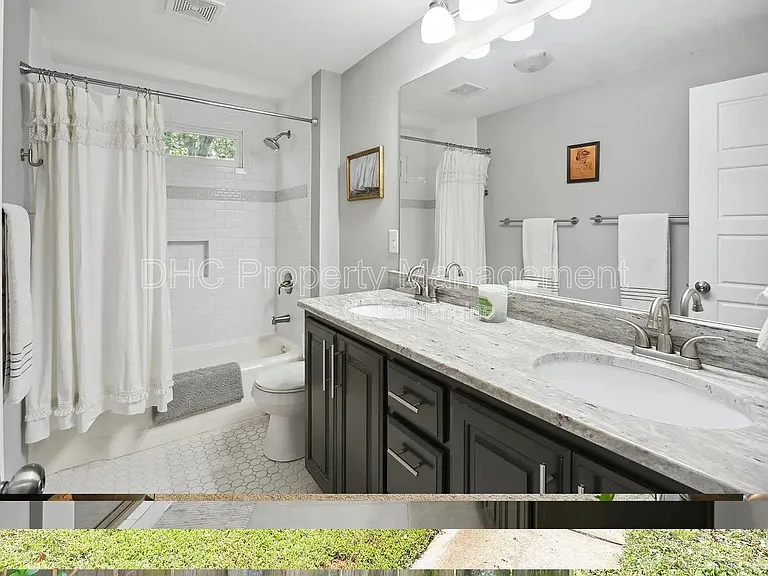 1695 Van Epps St SE — Photo 26