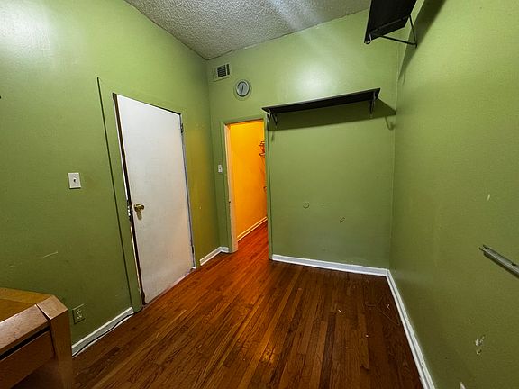 5th image of 6830 S Langley Ave