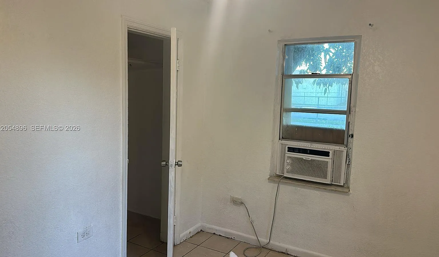 Para Villa Heights — Photo 4