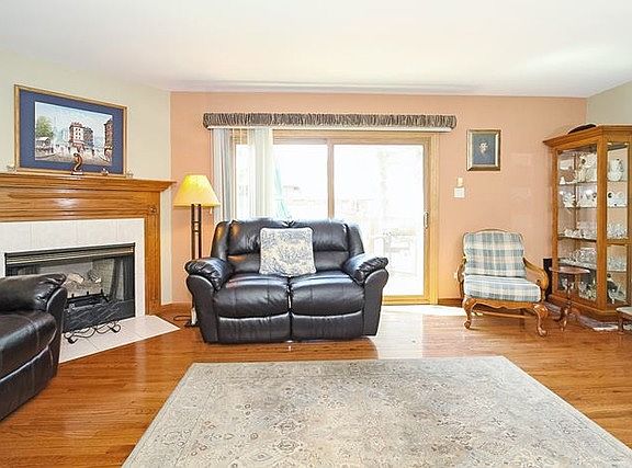 2nd image of 7931 160th St