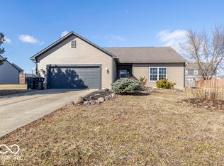 954 W Palomino Pl, Bargersville, IN 46106