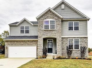10003 Clove Tree Ct, Louisville, KY 40228