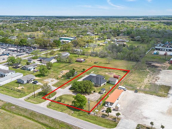 2nd image of 17625 Pearland Sites Rd