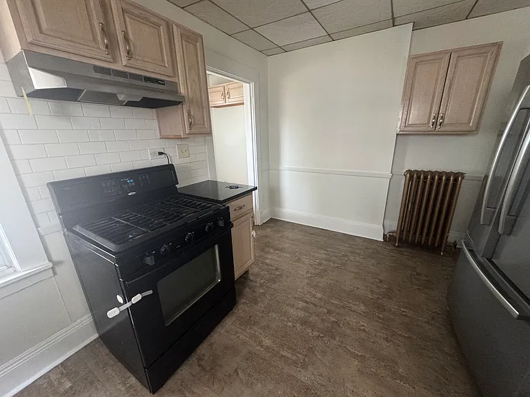 9508 Clifton Blvd #9508 — Photo 2