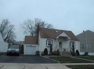 128 Summit Cir, Little Ferry, NJ 07643