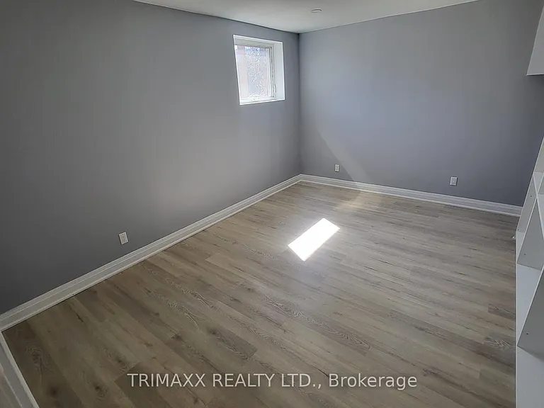 19 Saint Andrews Blvd #BASEMENT — Photo 20