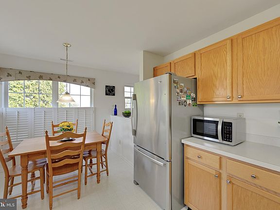 5th image of 114 Bellwood Ct #3702