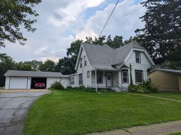 213 Courtland St, Warren, IL 61087